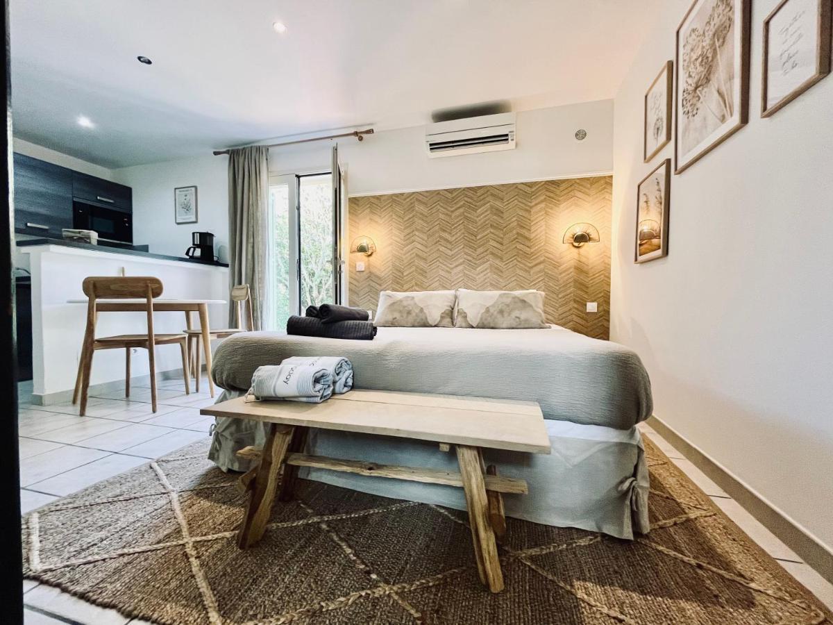 Domaine De Licetto Aparthotel โบนิฟาซิโอ ภายนอก รูปภาพ